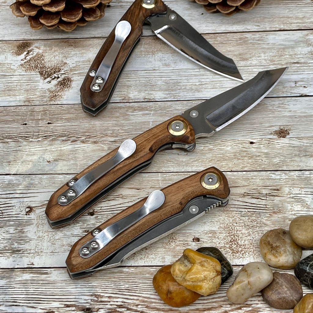 POCKET KNIVES