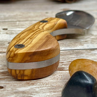 
              Skinner Knife with Gut Hook Olive Handle and Leather Sheath Bohler N690 Knife
            